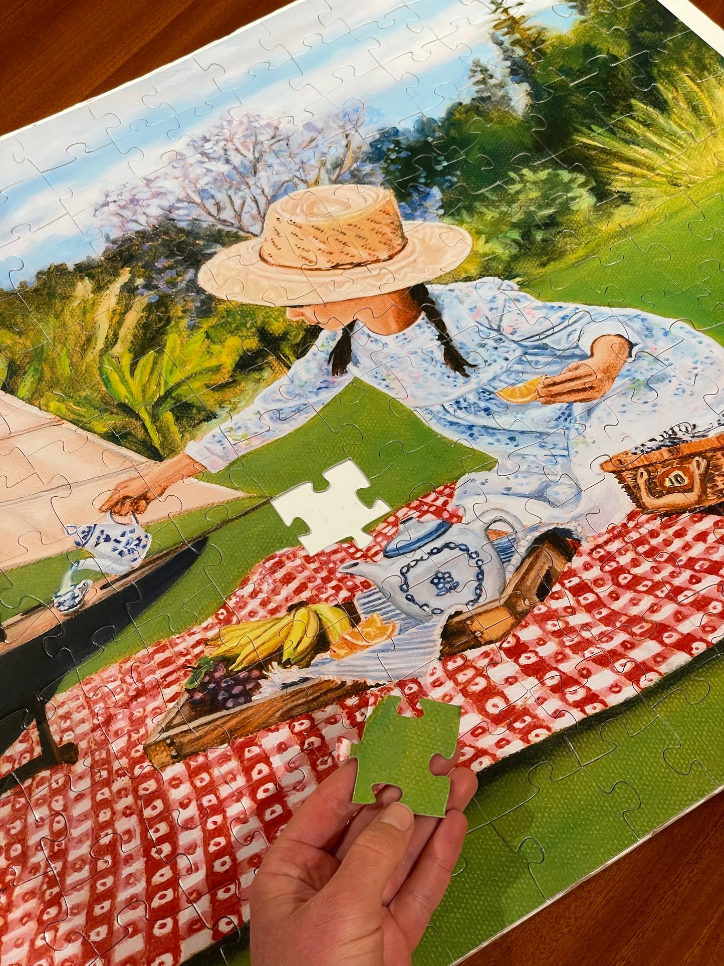 THE GIRL AND THE BOAT (Picnic Scene): 250 or 1000 pieces